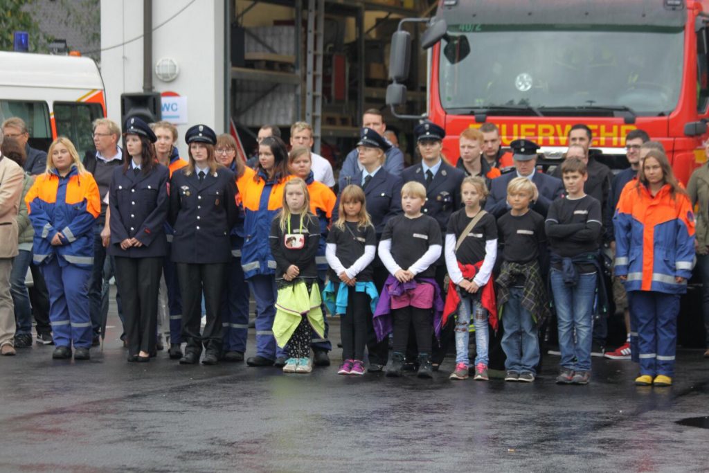 Sternmarsch der Jugend- und Frauenfeuerwehren des Landkreises Coburg