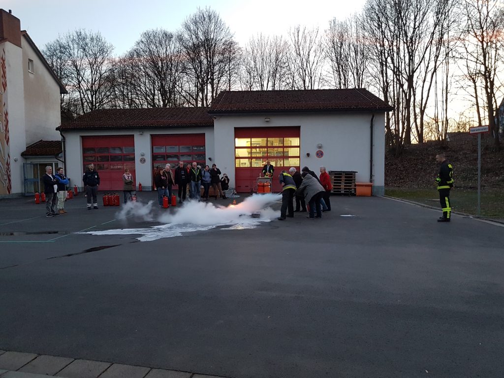 Feuerlöscherunterweisung BRK-Bereitschaft Neustadt